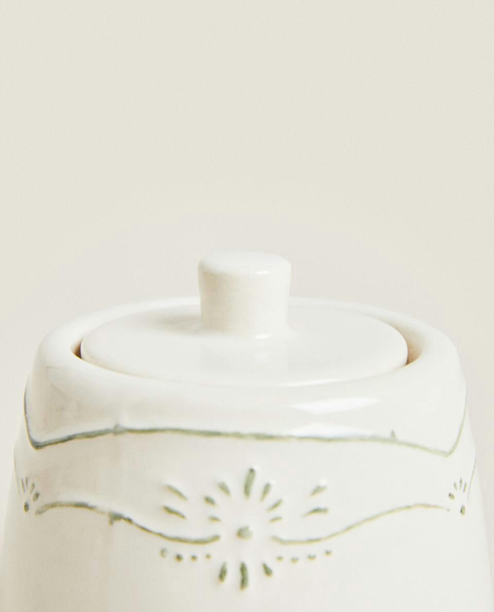 EARTHENWARE SUGAR BOWL WITH RAISED CHRISTMAS DESIGN