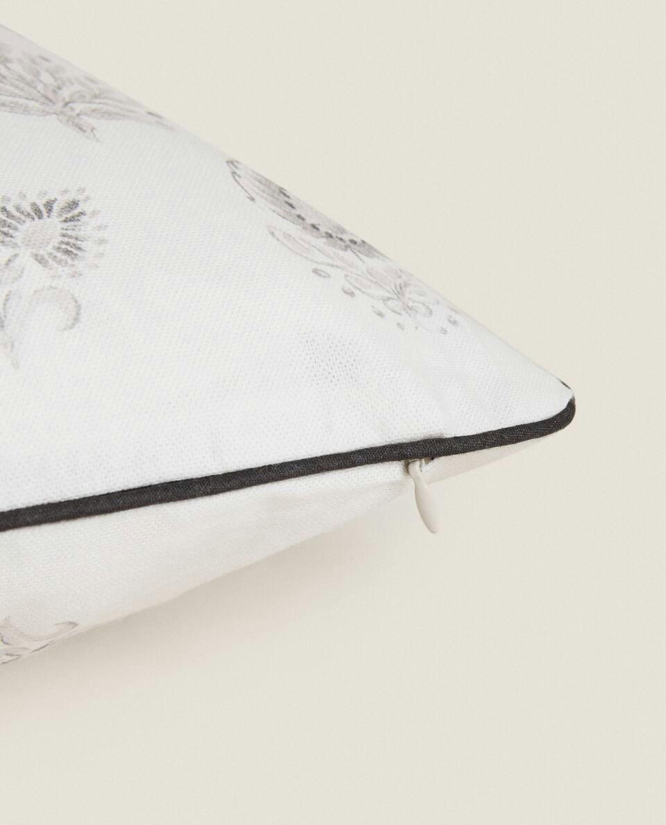 FLORAL PRINT CUSHION COVER