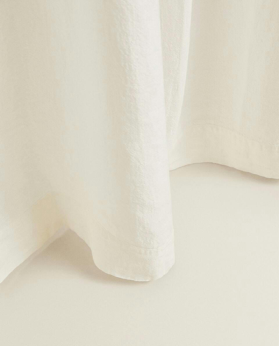 WHITE LINEN CURTAIN