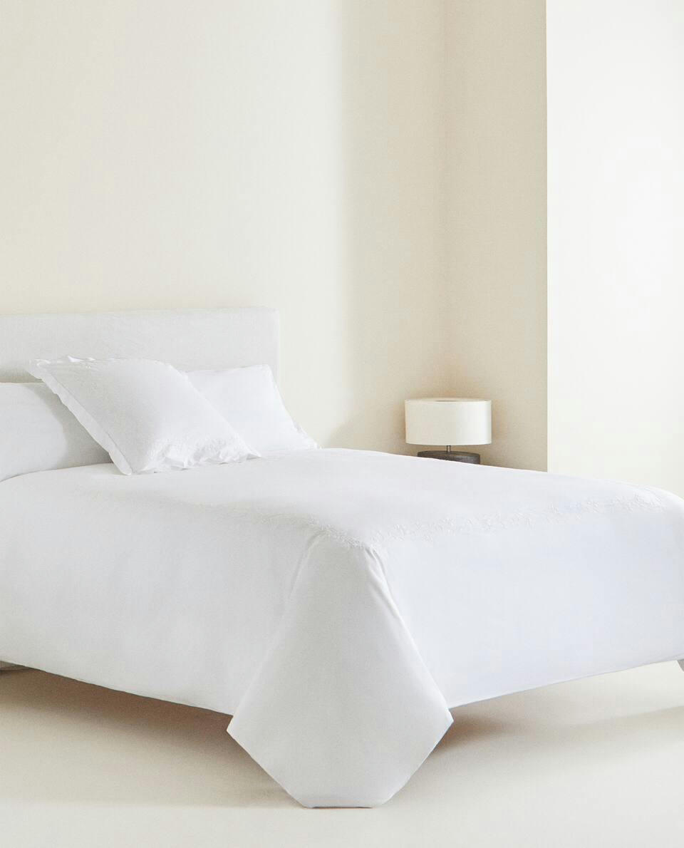 FLORAL EMBROIDERY DUVET COVER