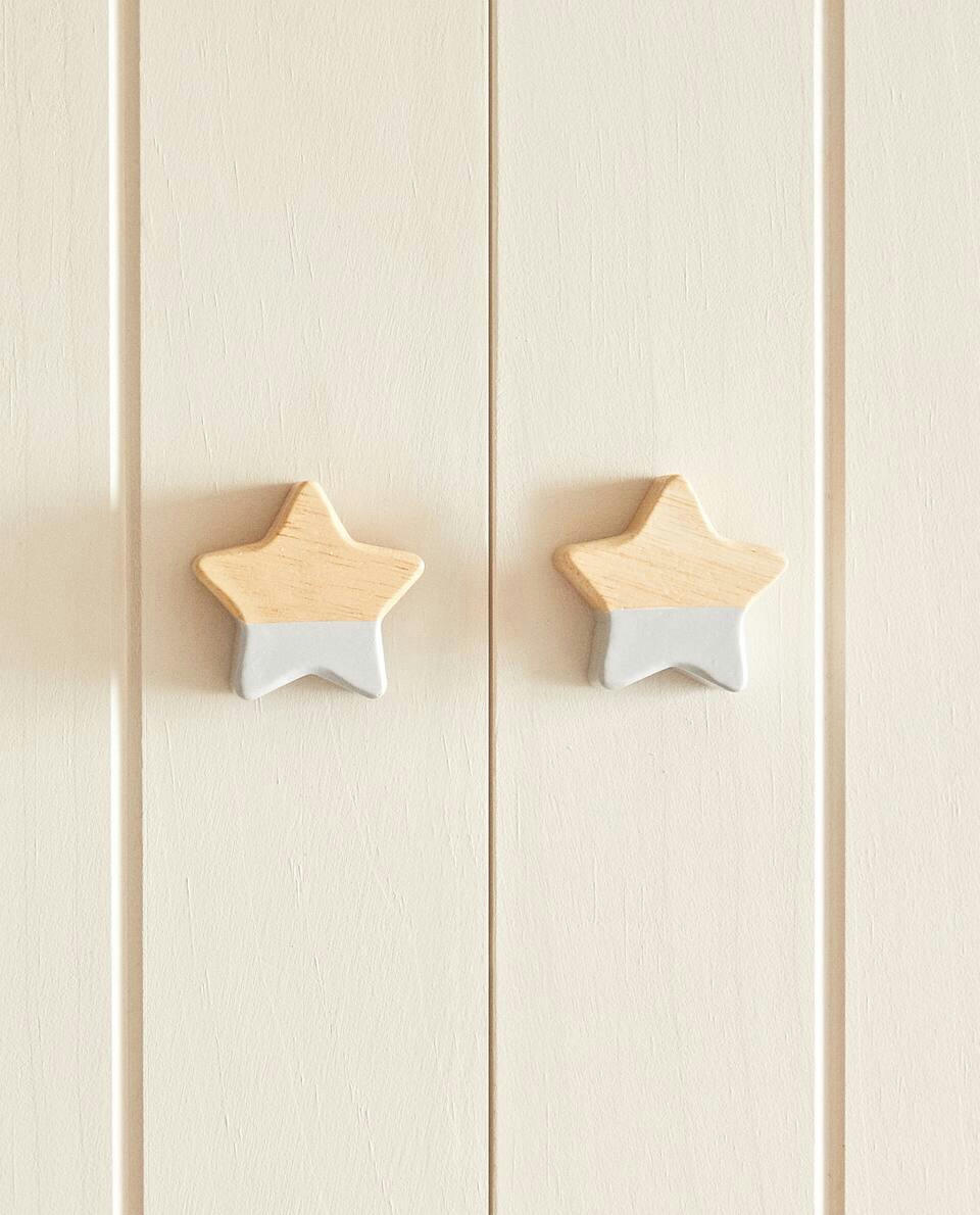 STAR WOODEN DOOR KNOB (PACK OF 2)