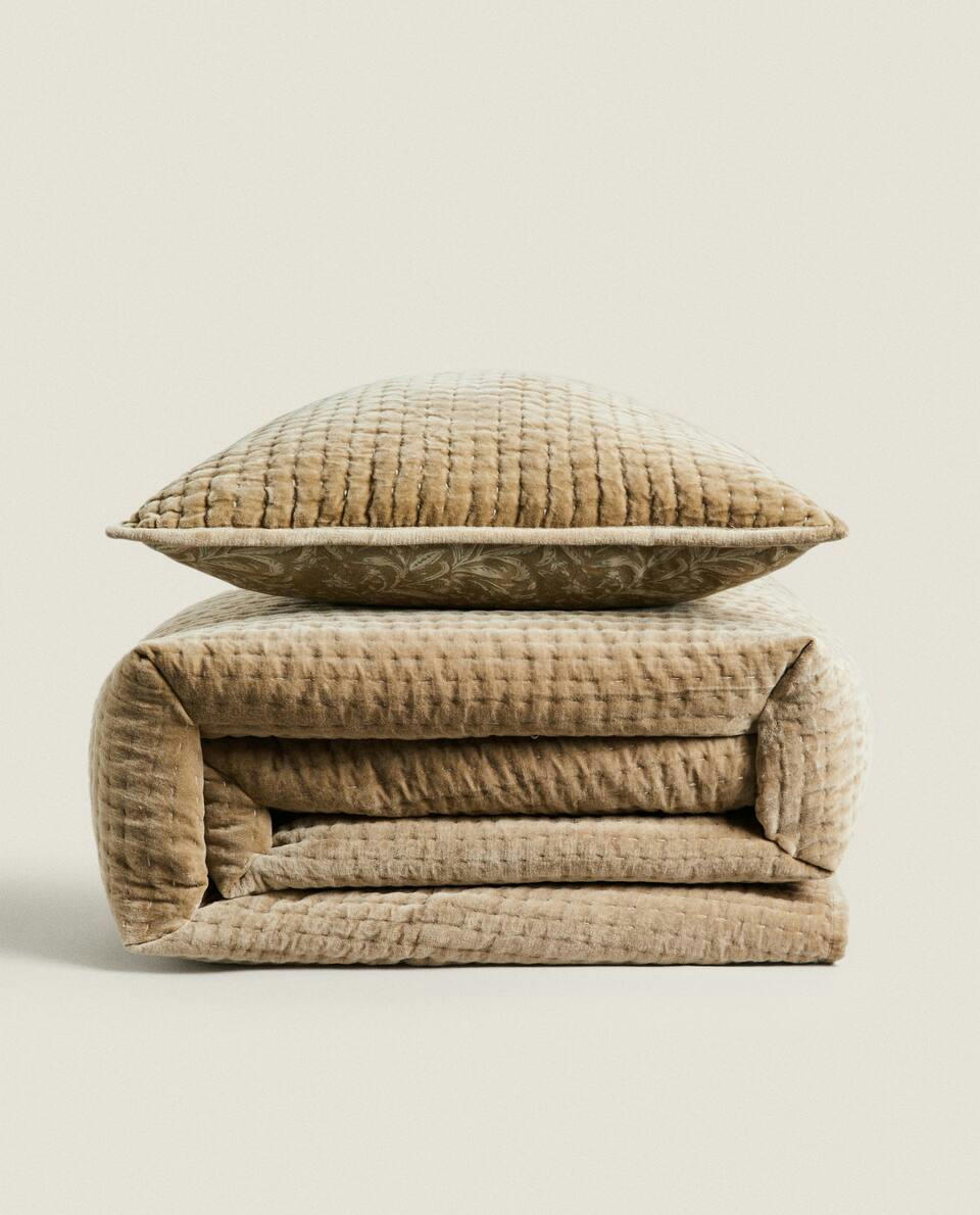 VELVET QUILT