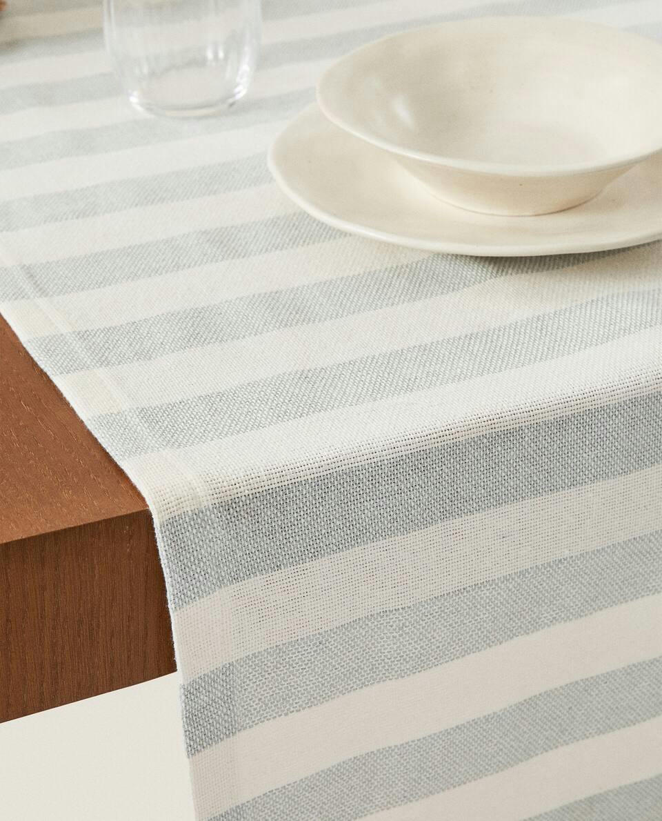 STRIPED COTTON TABLE RUNNER