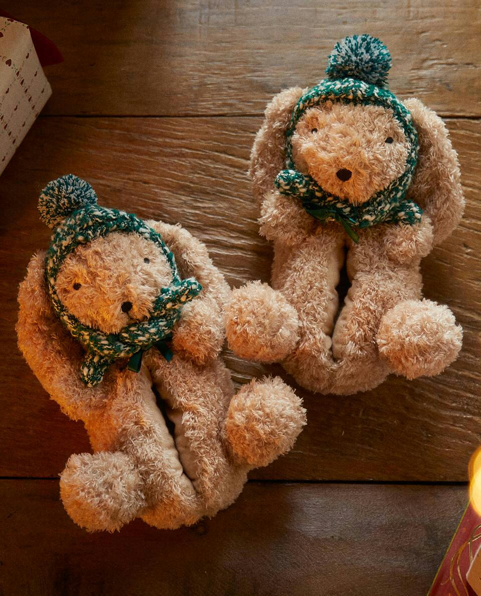 CHRISTMAS BUNNY SLIPPERS