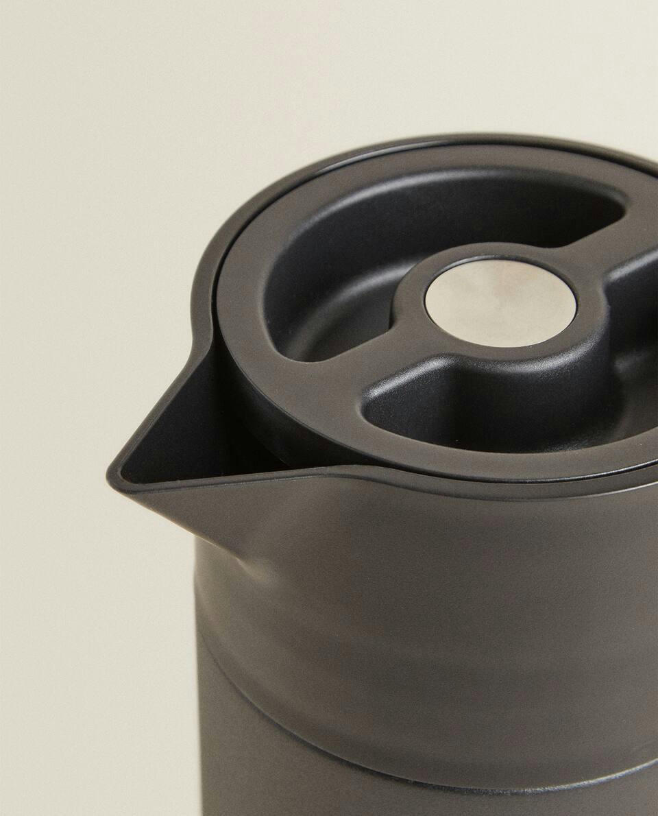 STAINLESS STEEL THERMOS JUG