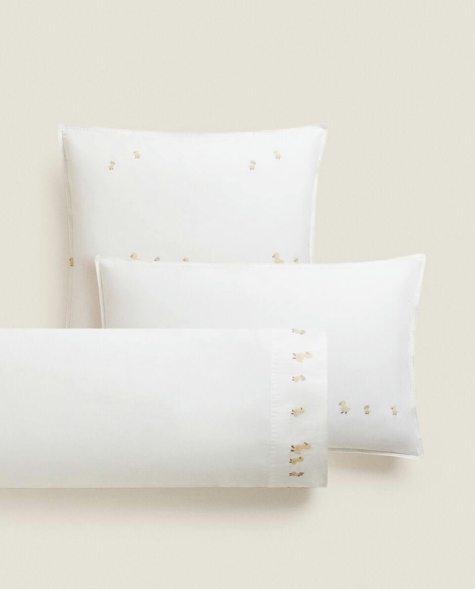 EMBROIDERED PILLOWCASE