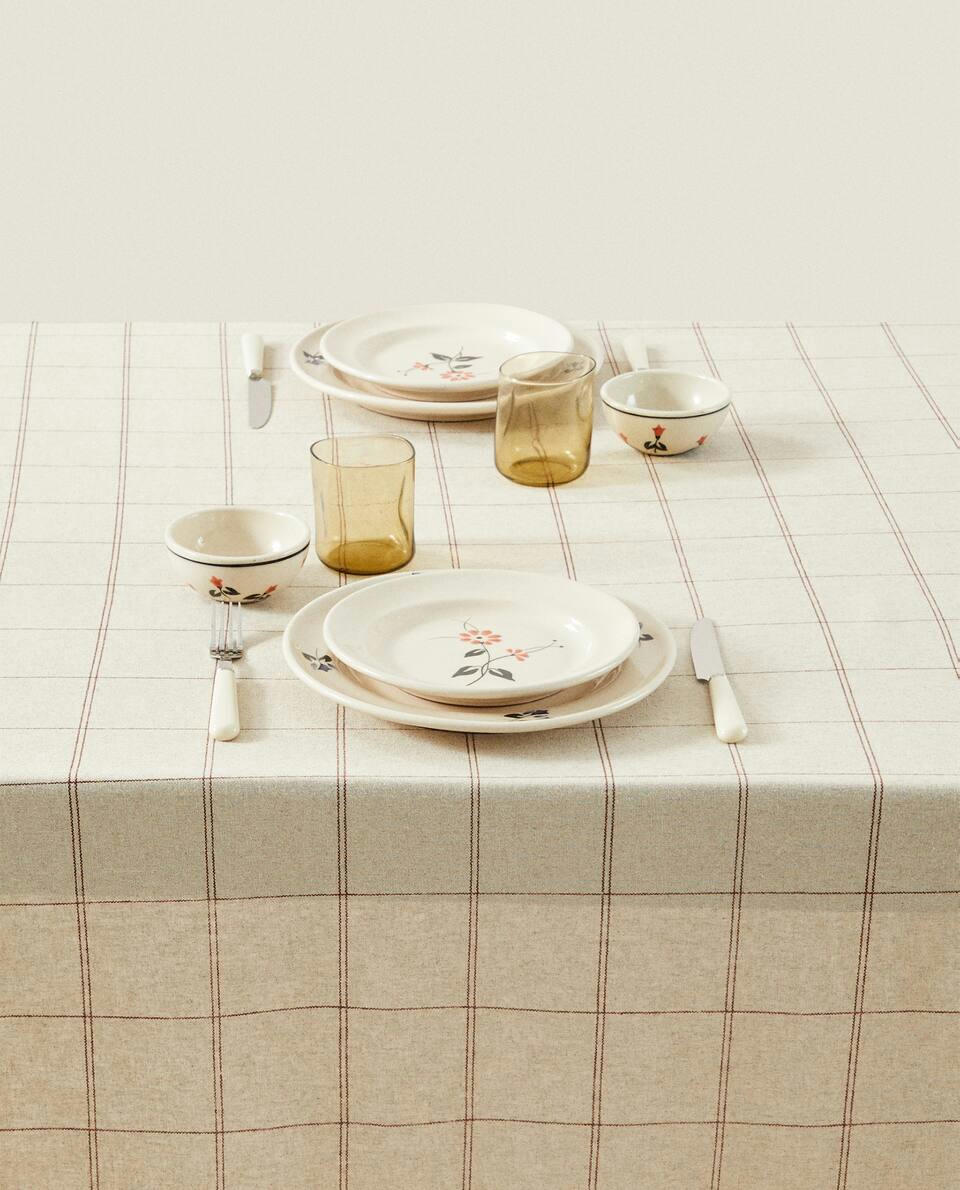 CHECK PRINT TABLECLOTH