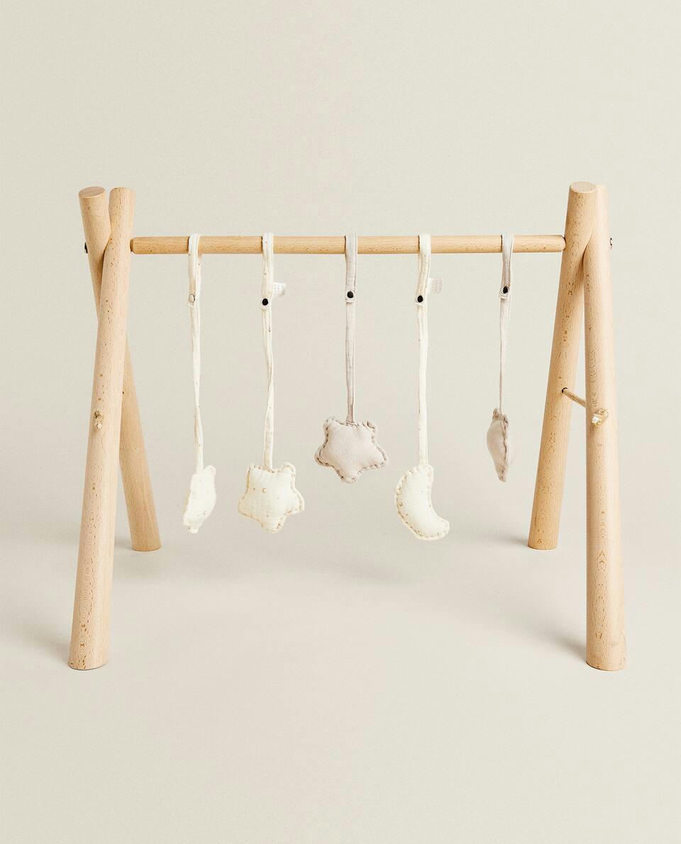 WOODEN BABY GYM
