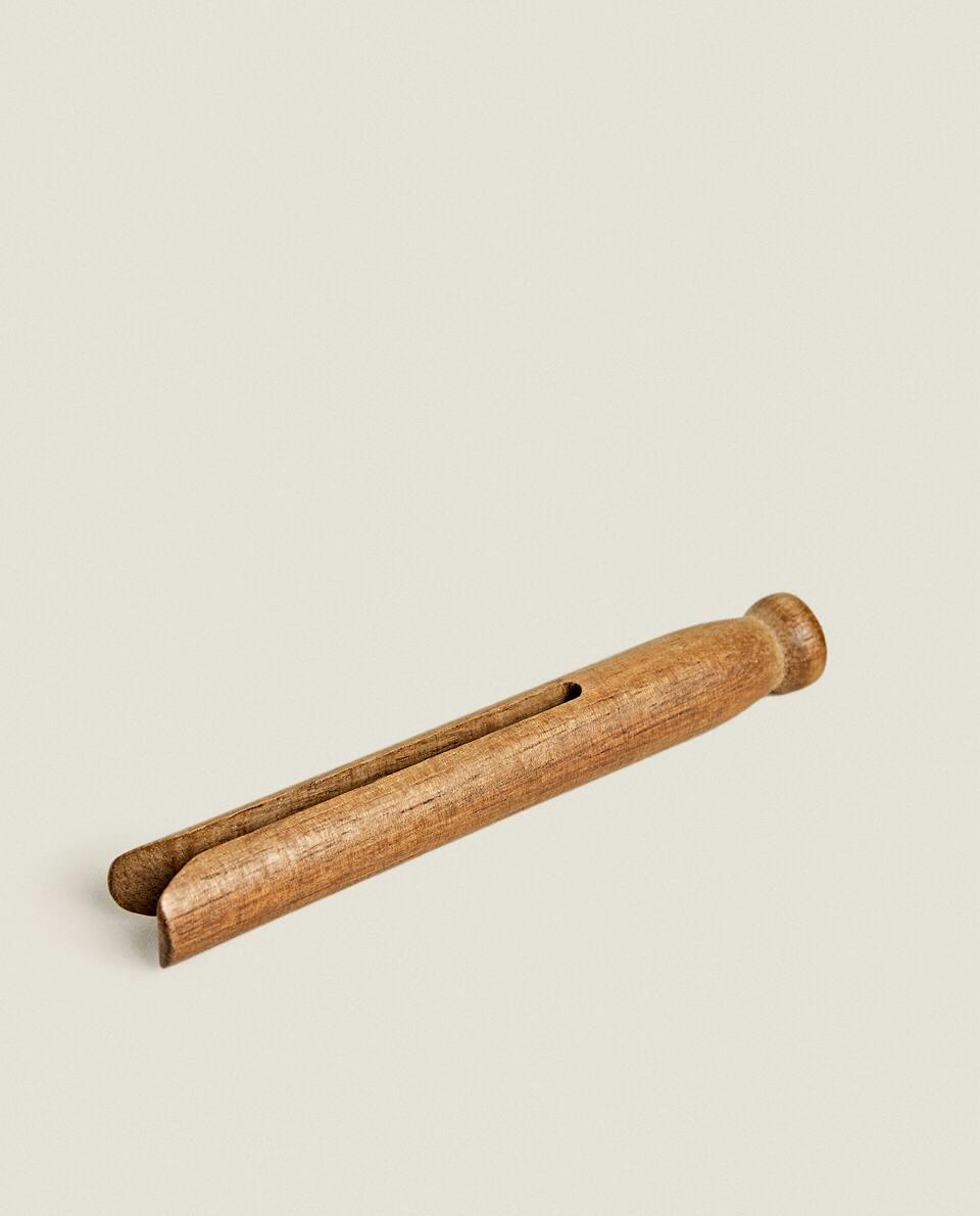 ACACIA WOOD PEGS (SET OF 20)