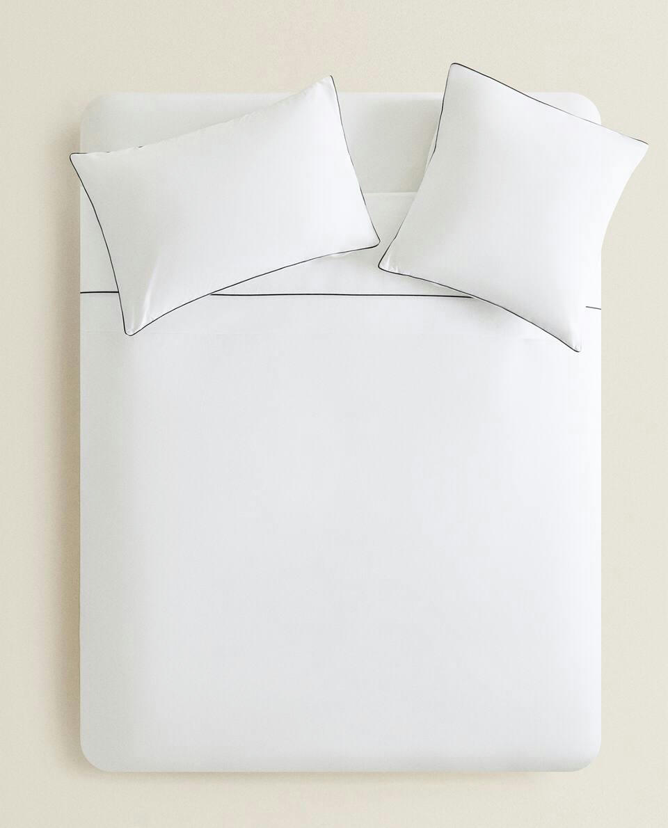 DUVET COVER WITH COLOURED PIPING DETAIL