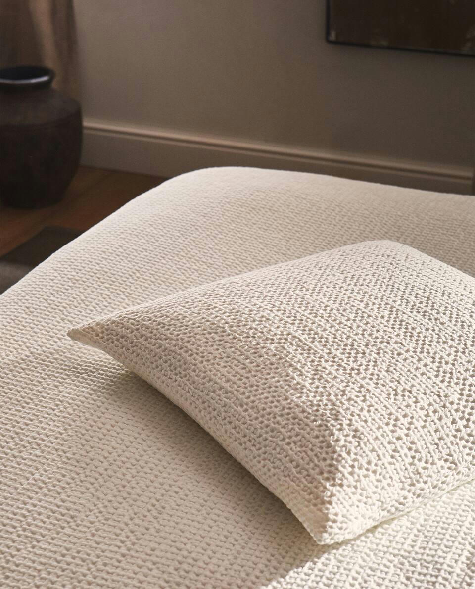 WAFFLE-KNIT CUSHION COVER