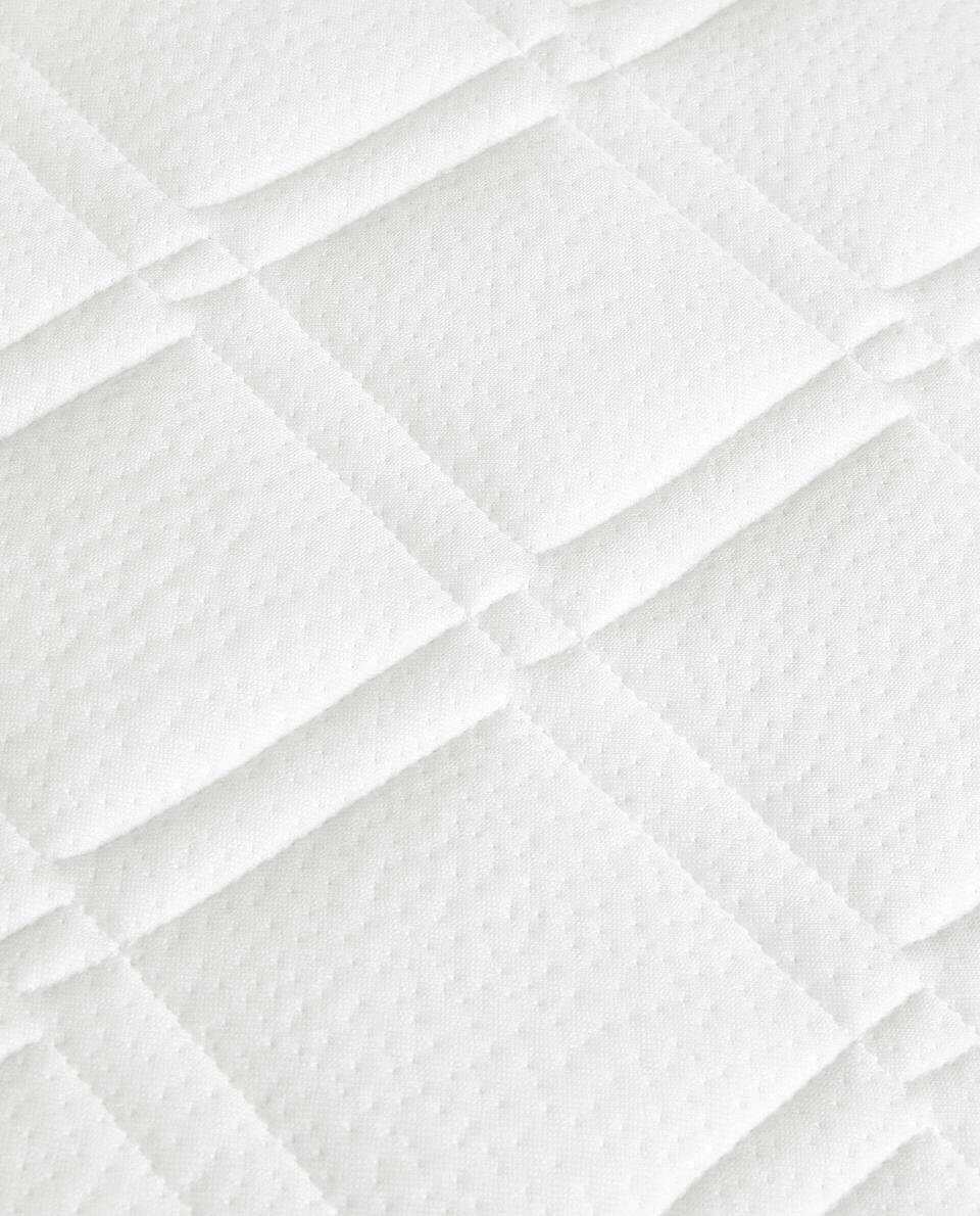 MOSES BASKET MATTRESS