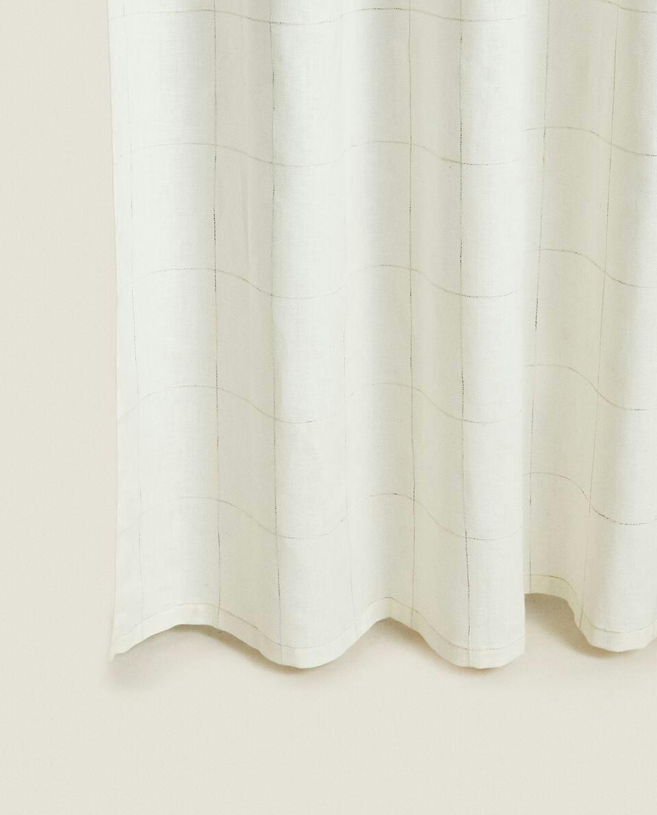 CHECK SHOWER CURTAIN