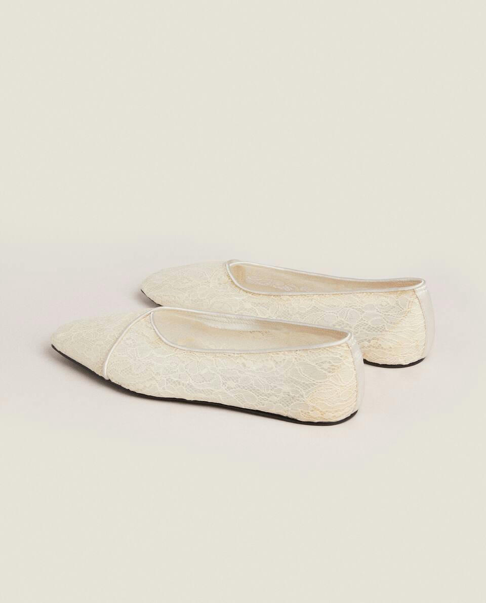 LACE BALLERINAS