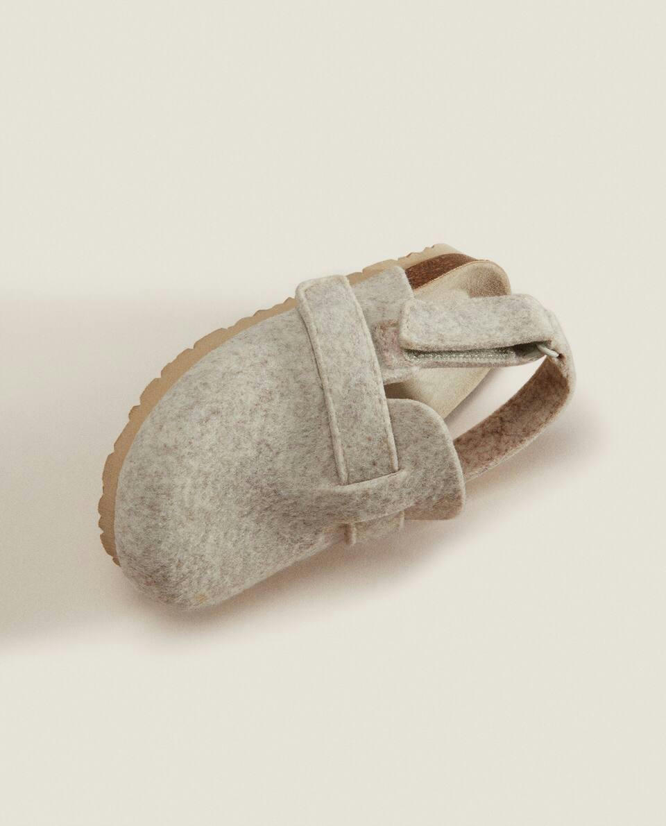 FELT CLOGS WITH BACK STRAP