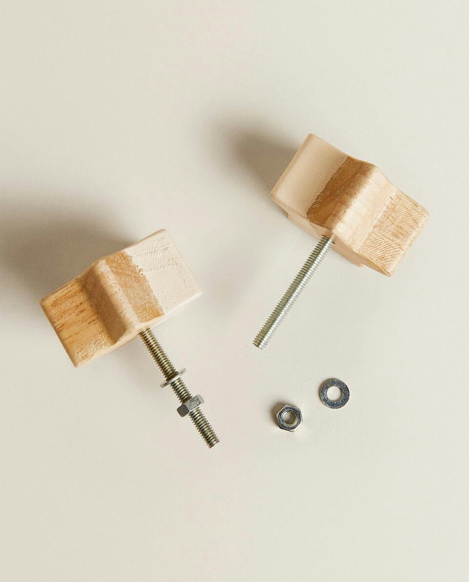 STAR WOODEN DOOR KNOB (PACK OF 2)