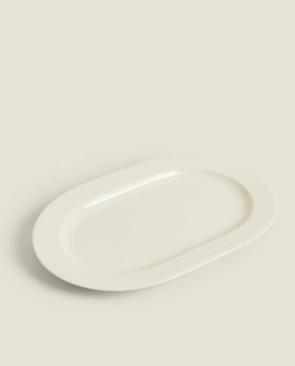 OVAL STONEWARE SERVING DISH