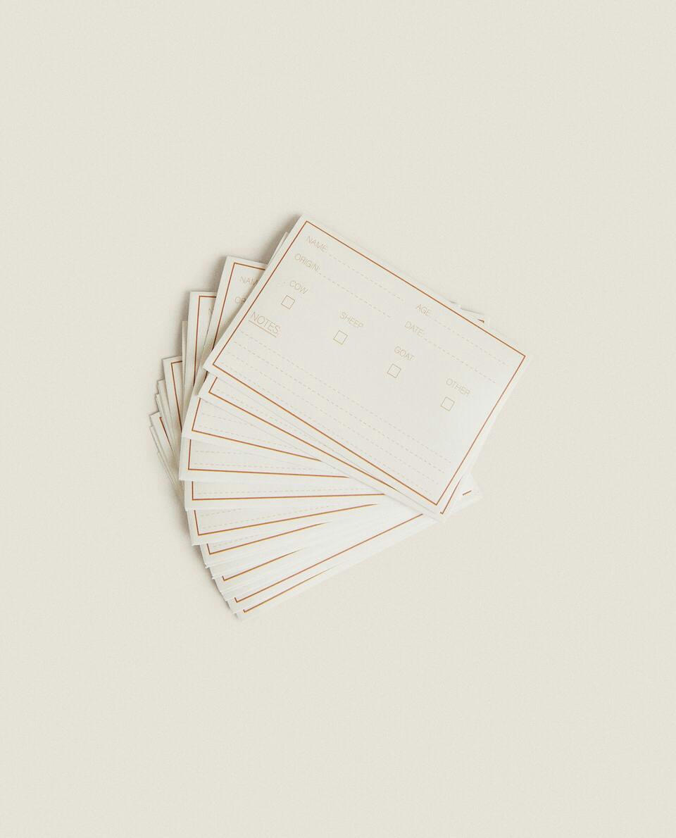 PACK OF STRIPED CHEESE PAPER