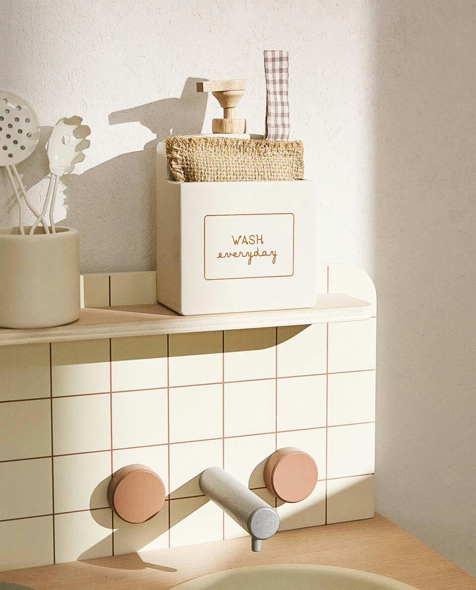 TOY WASHING UP LIQUID DISPENSER WITH SPONGE