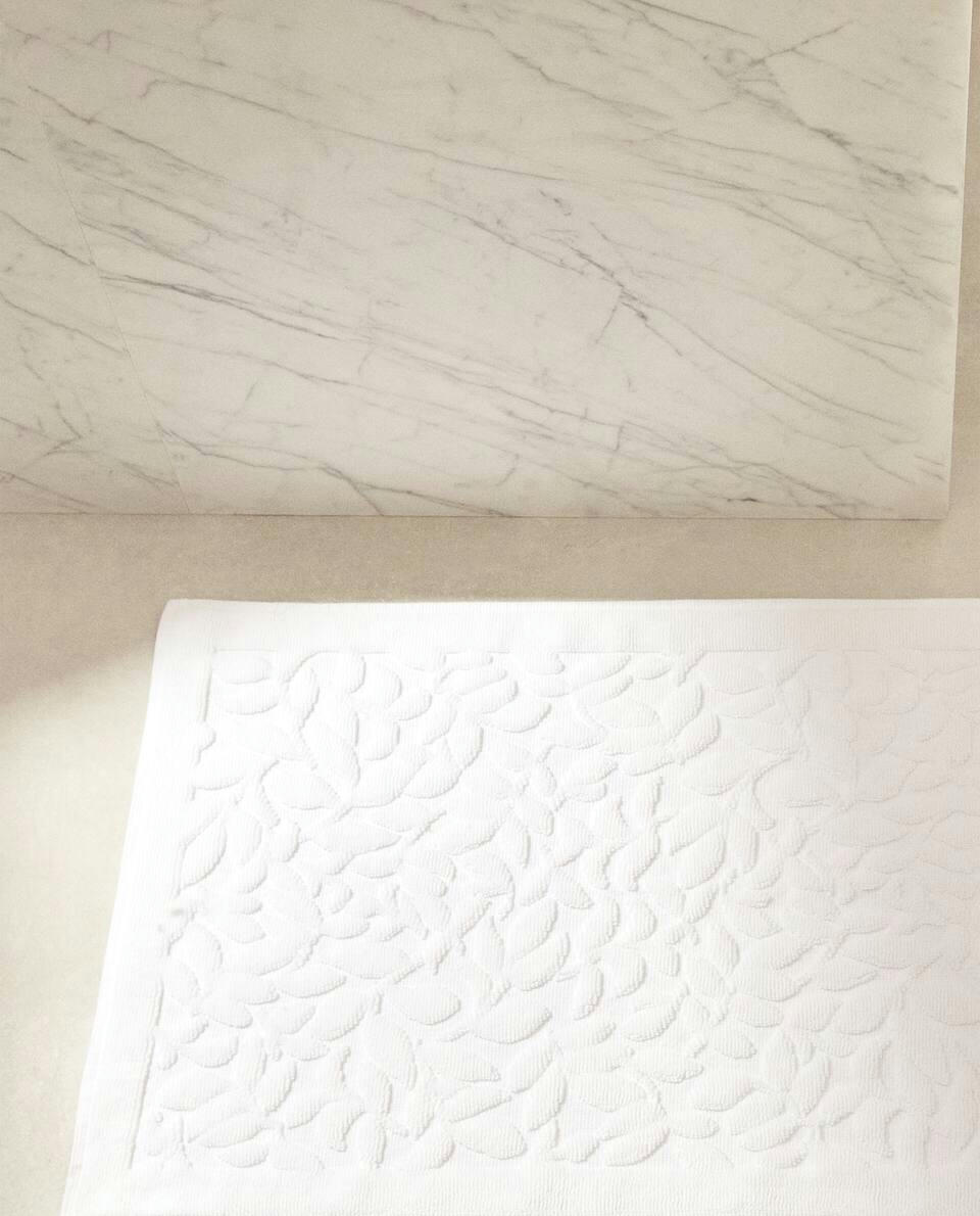 JACQUARD BATH MAT
