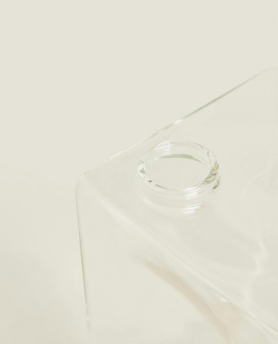 SQUARE GLASS VASE
