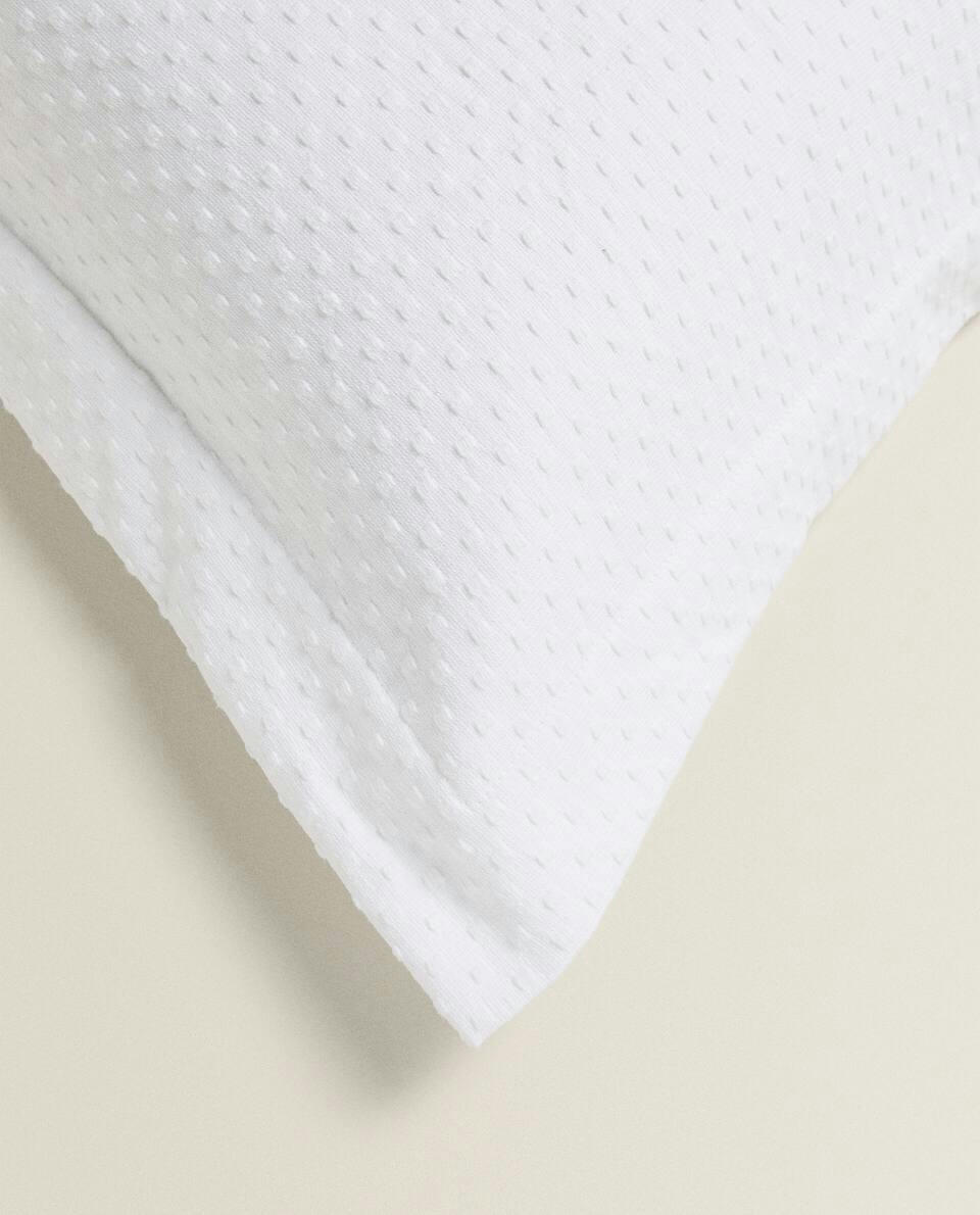 CUSHION COVER WITH POLKA DOT DESIGN