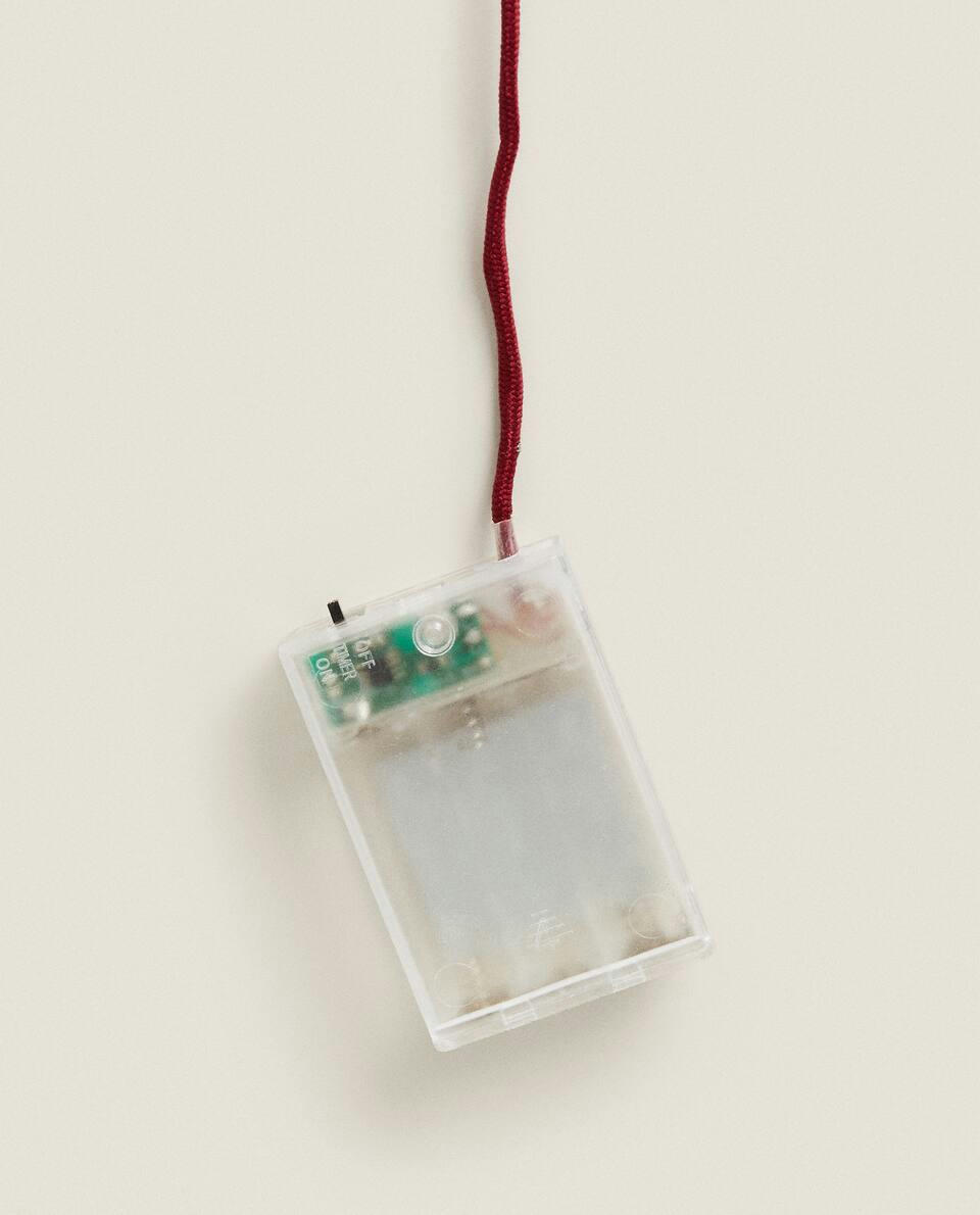 DECORATIVE CHRISTMAS BAUBLE GARLAND WITH LIGHTS