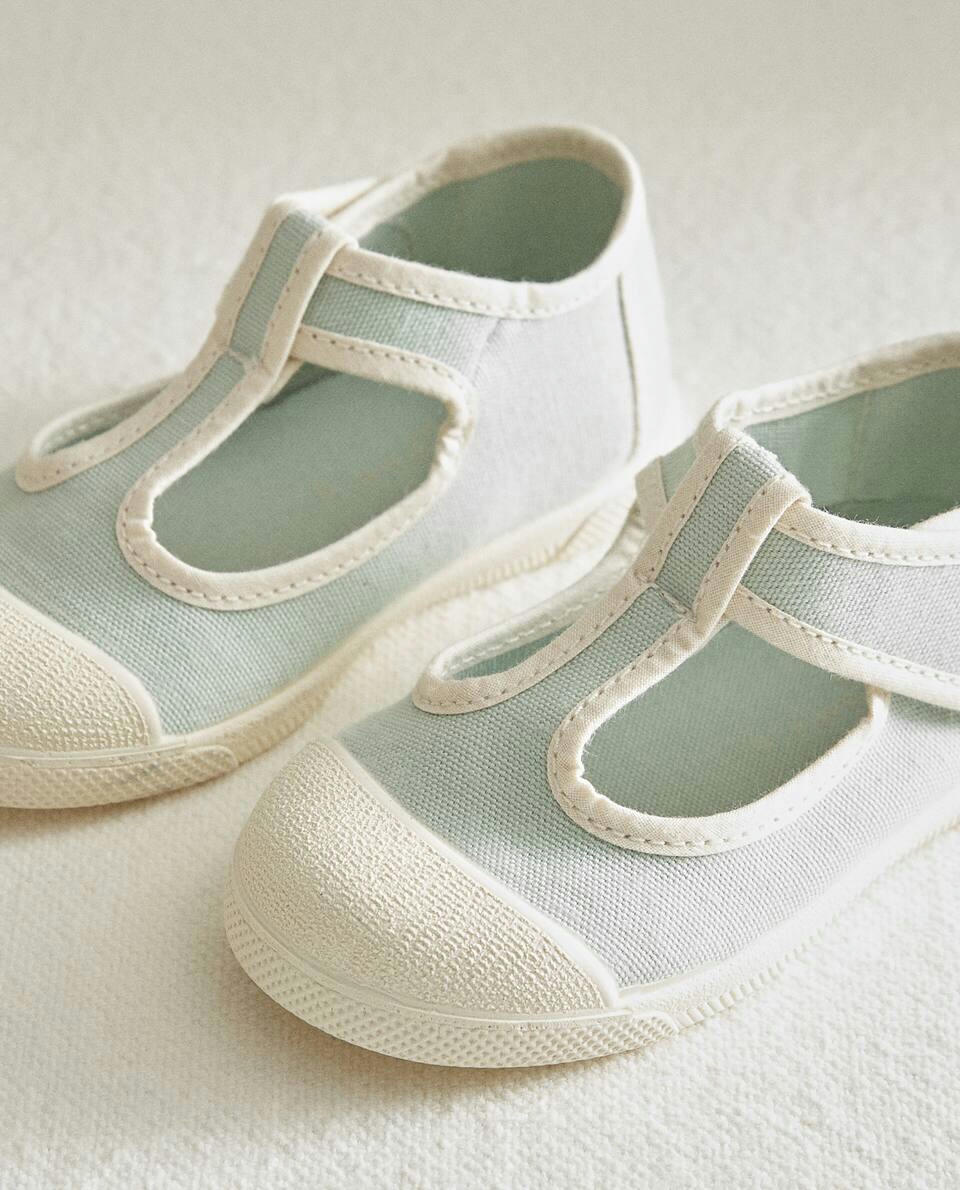 SANDAL-STYLE TRAINERS IN CONTRAST FABRIC
