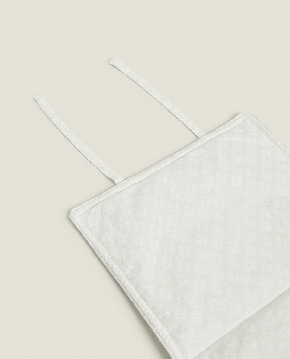 COTTON FLORAL CHANGING MAT