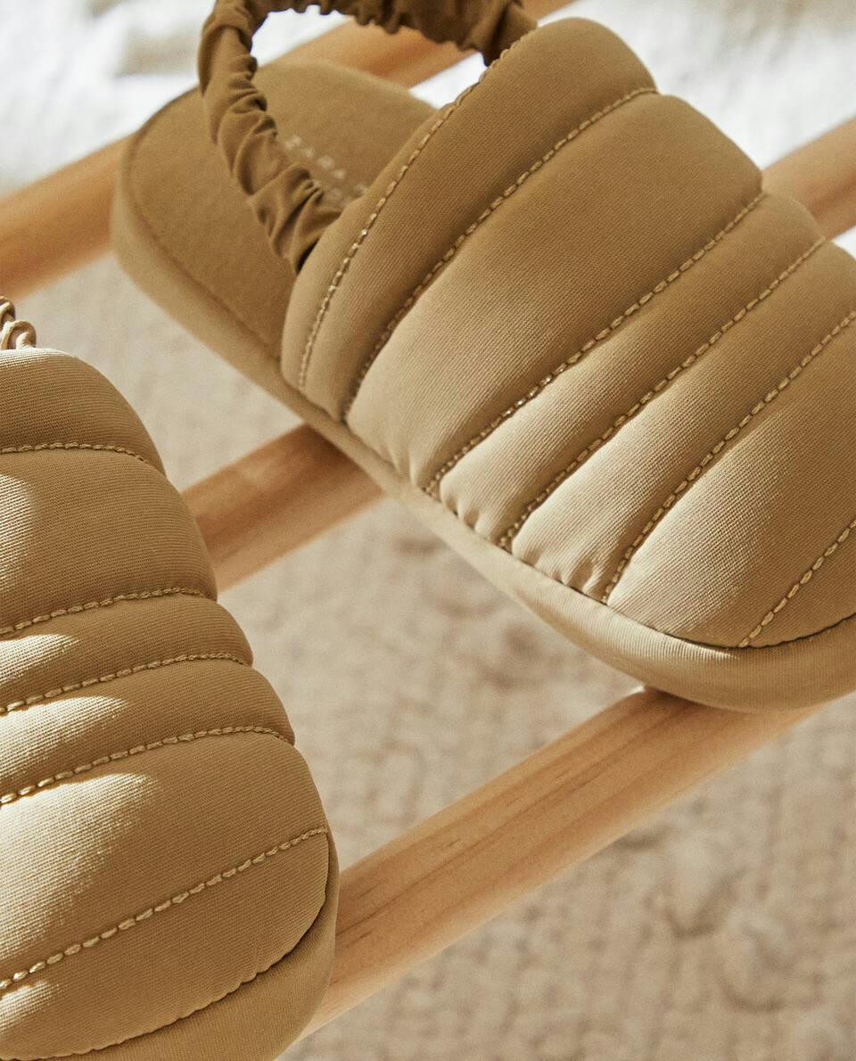 QUILTED SLIPPERS