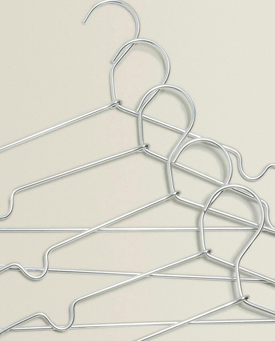 METAL HANGER (SET OF 5)