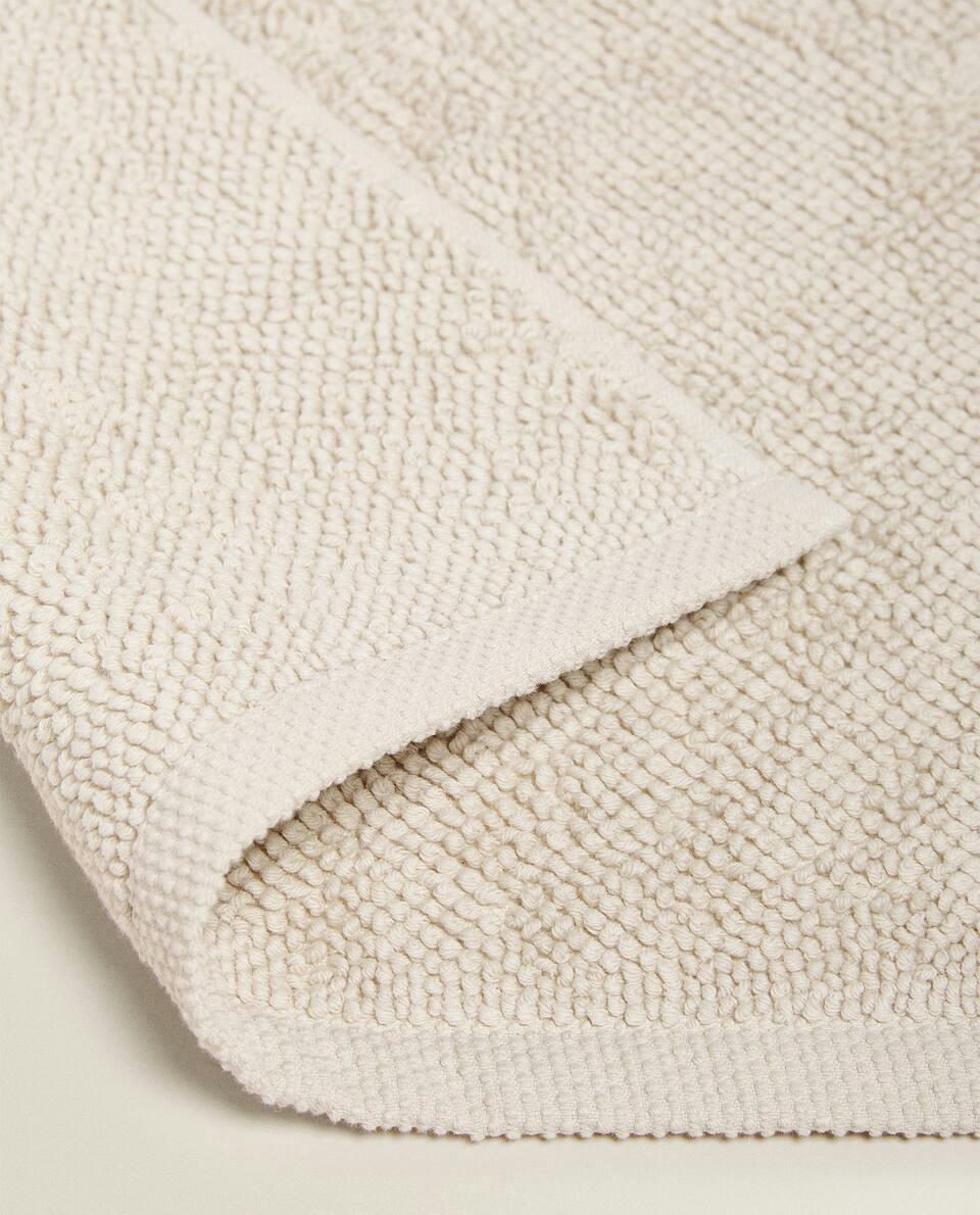 PLAIN BATH MAT RUG
