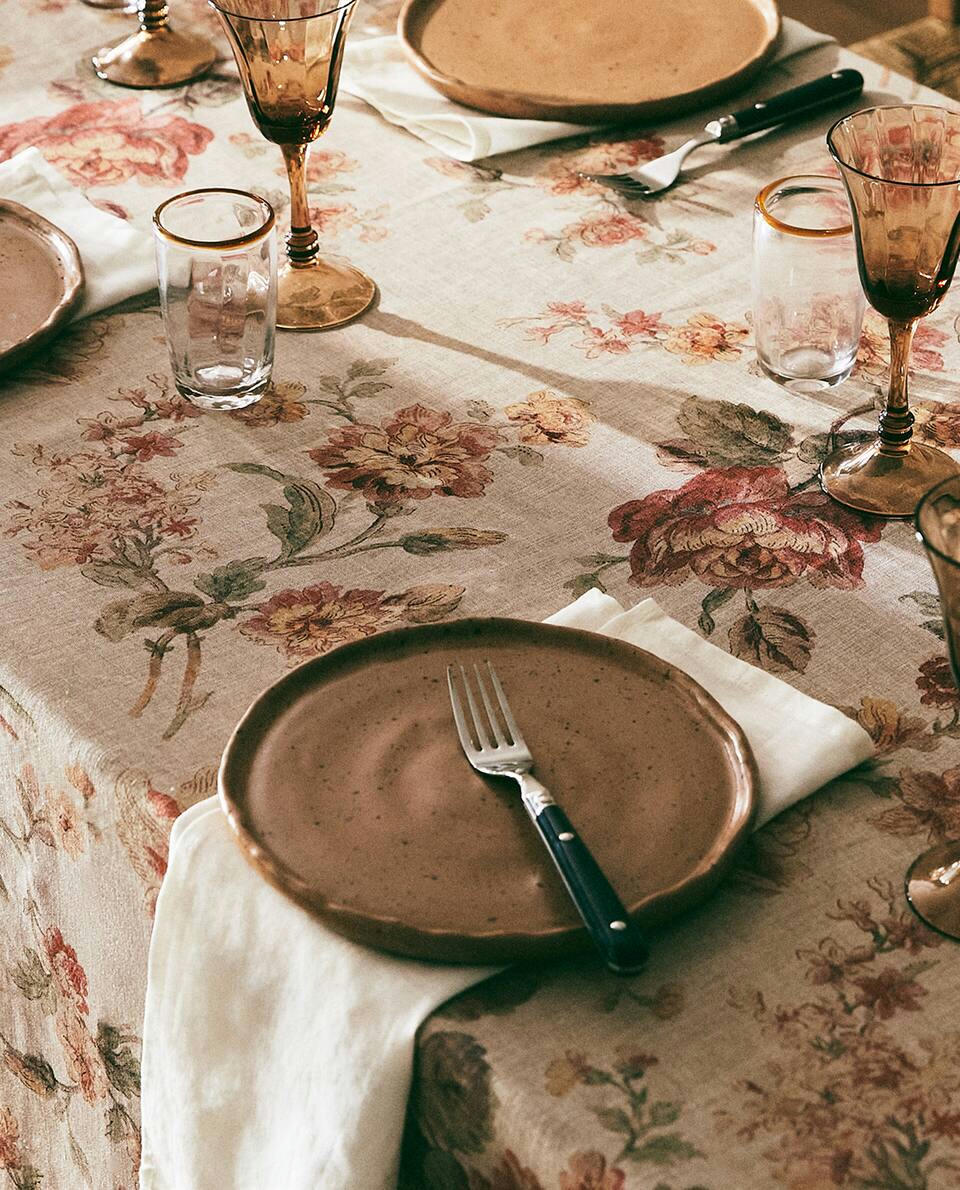 FLORAL PRINT LINEN TABLECLOTH