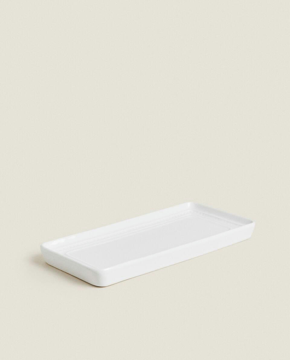 GLAZED CERAMIC BATHROOM SET