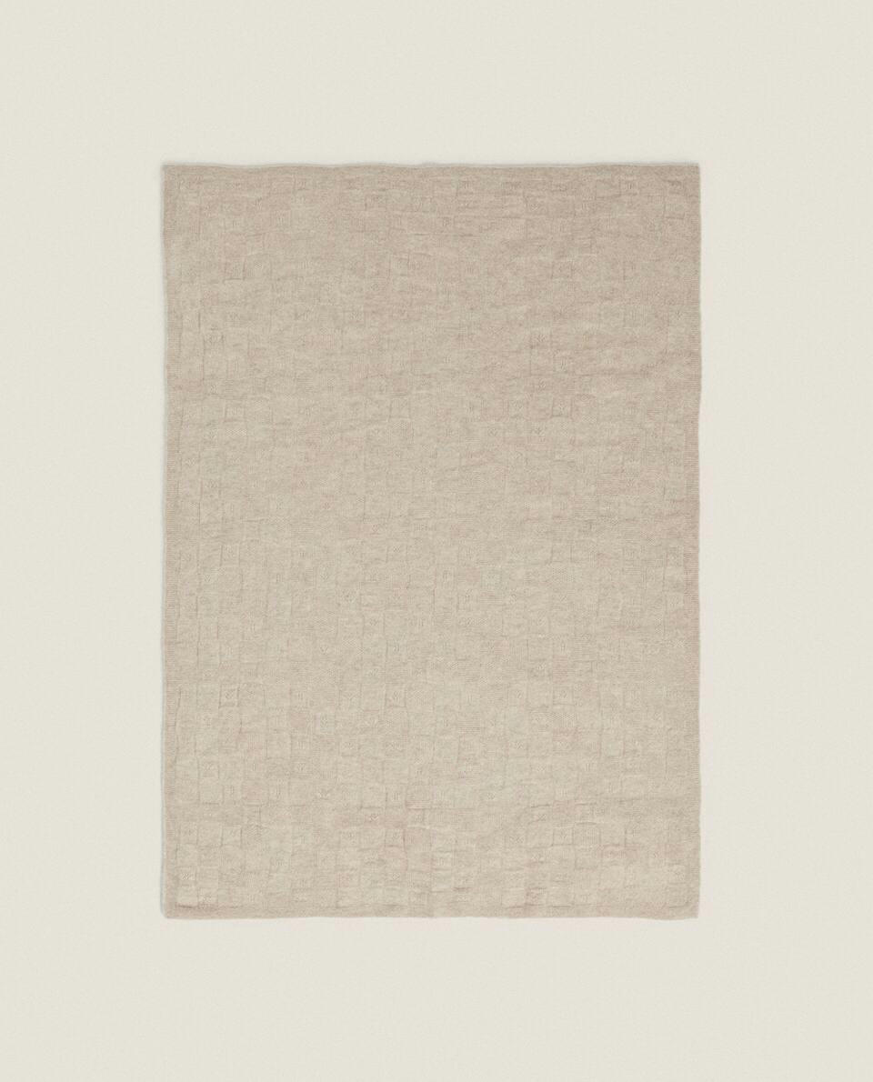 CASHMERE KNIT BLANKET