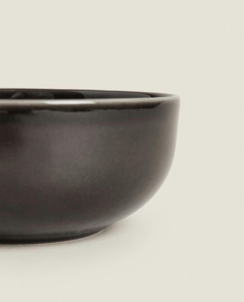 BLACK STONEWARE BOWL