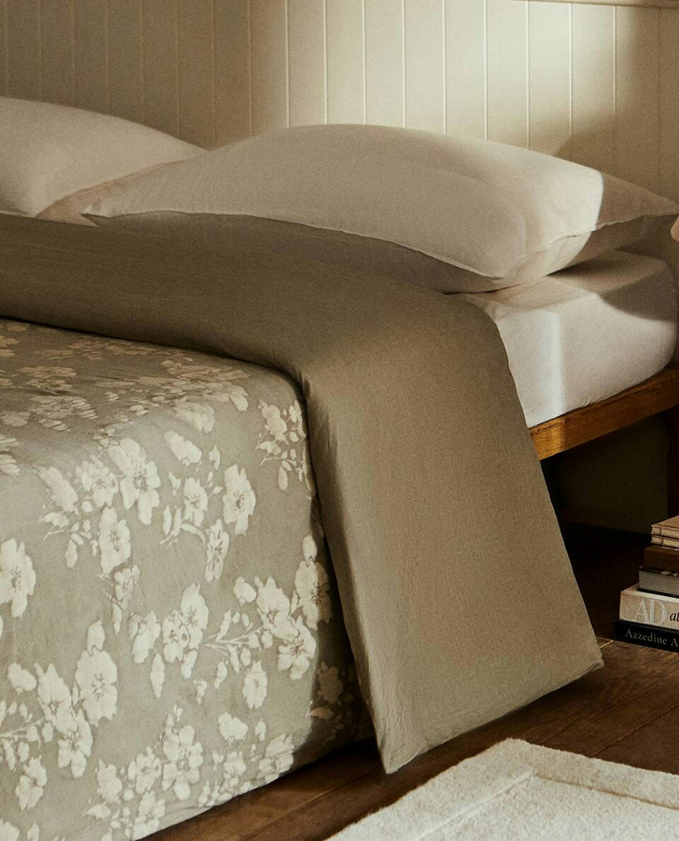 FLORAL JACQUARD DUVET COVER