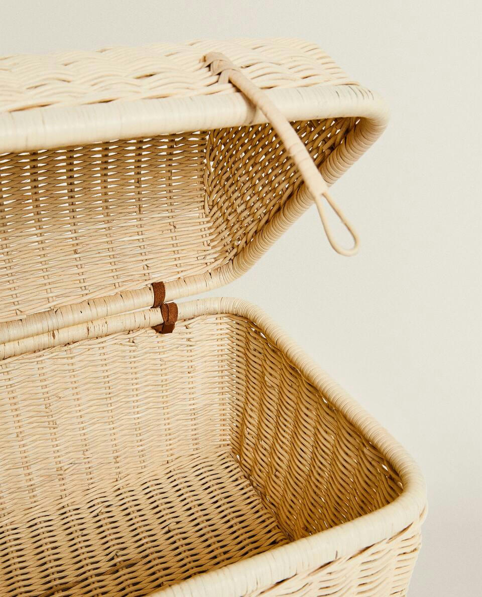 LARGE RATTAN CHEST BASKET