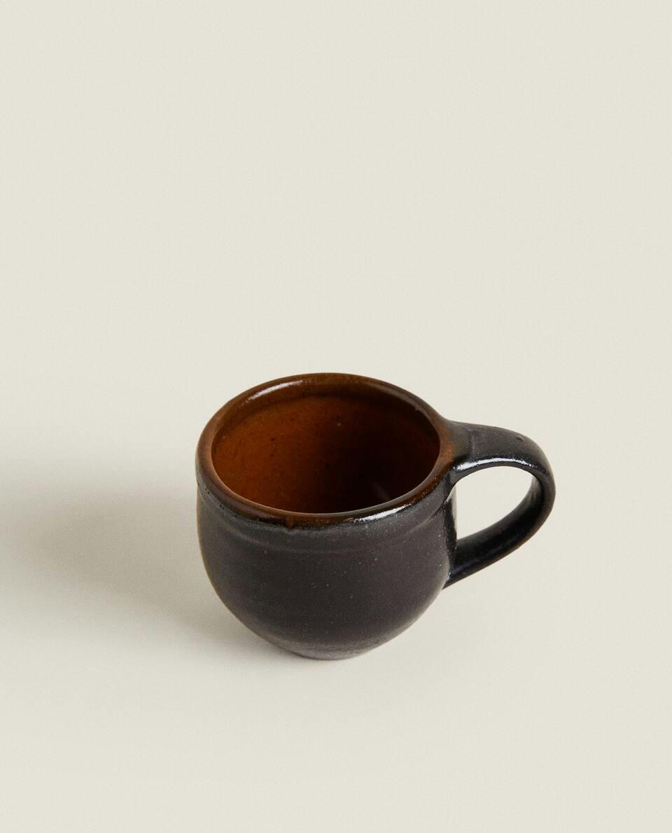 STONEWARE COFFEE CUP