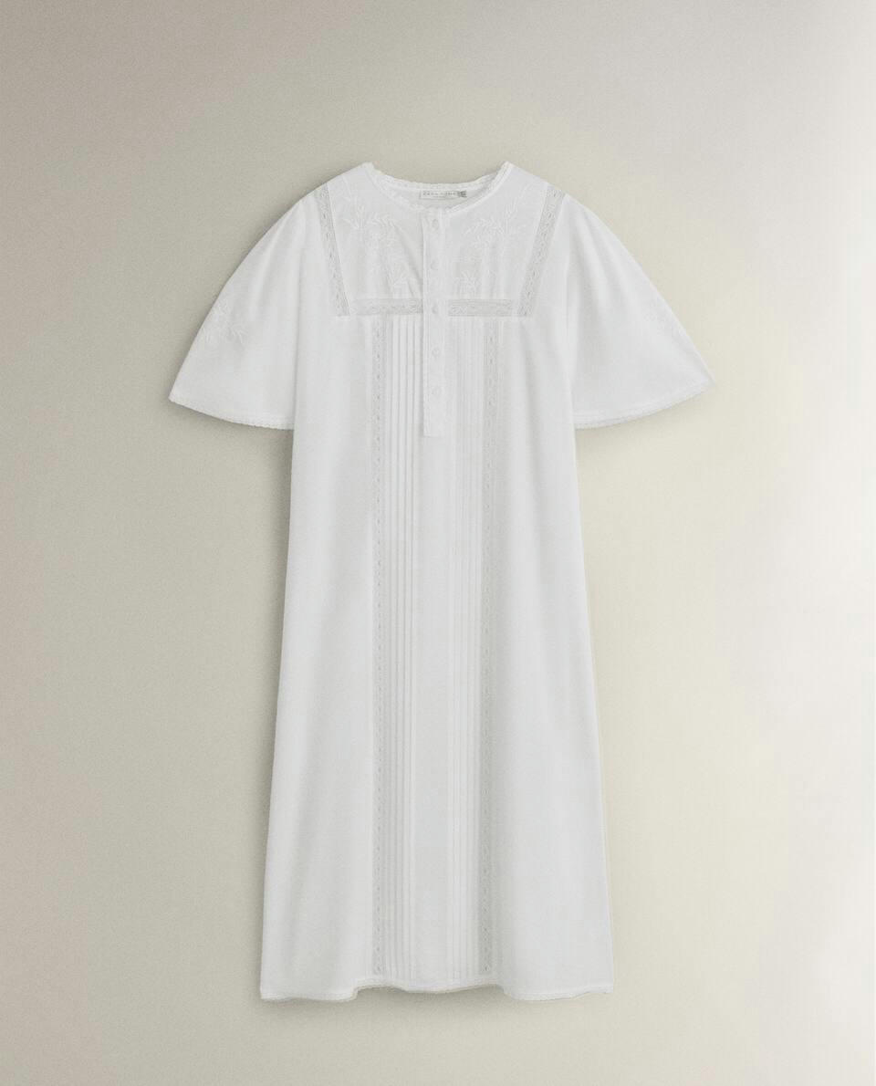 EMBROIDERED NIGHTDRESS