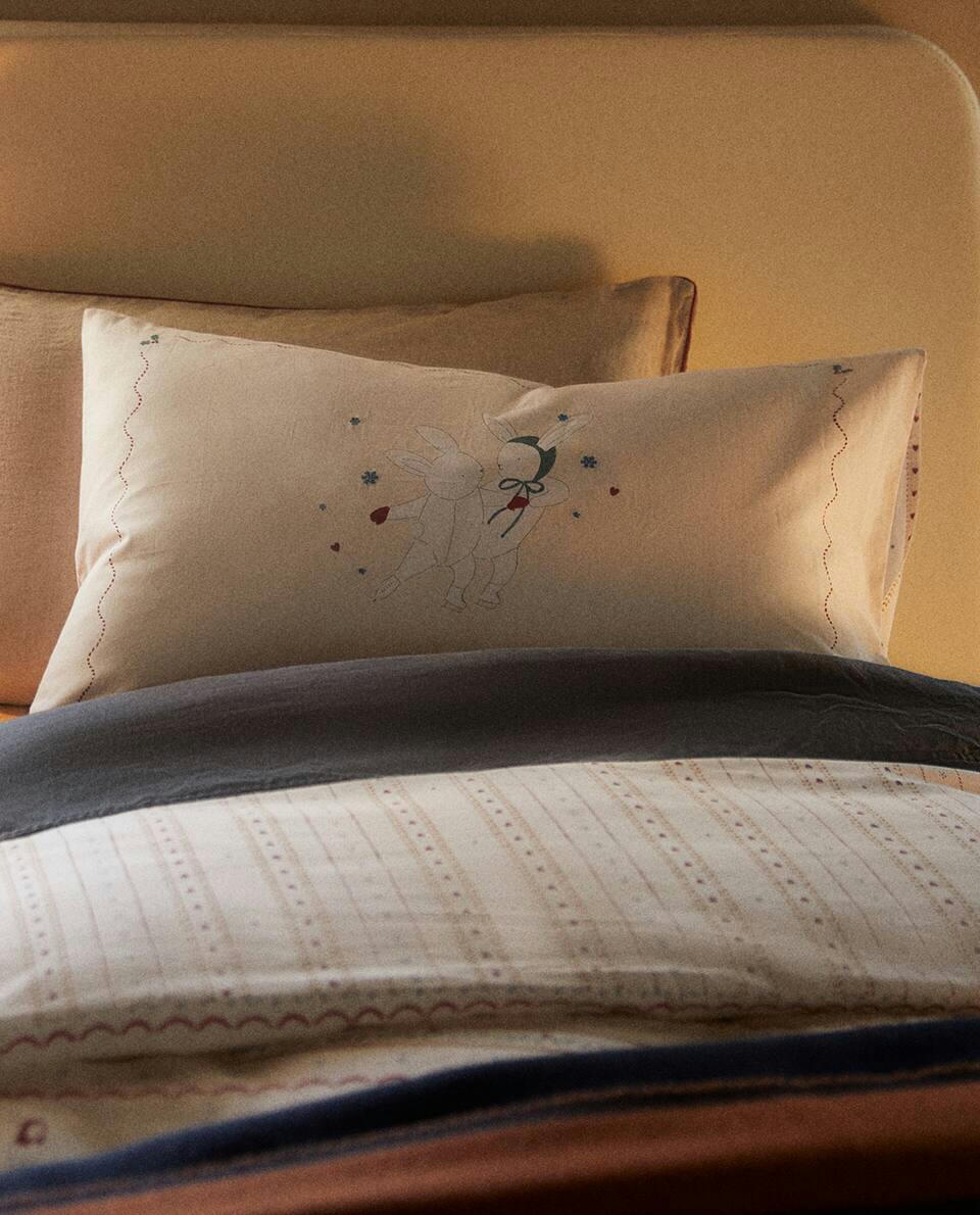 CHILDREN’S PILLOWCASE WITH CHRISTMAS BUNNY RABBITS