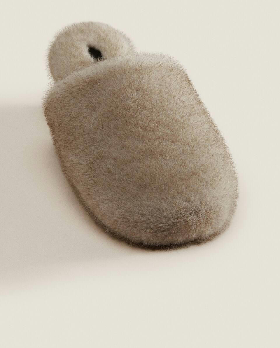 FAUX FUR MULE SLIPPERS