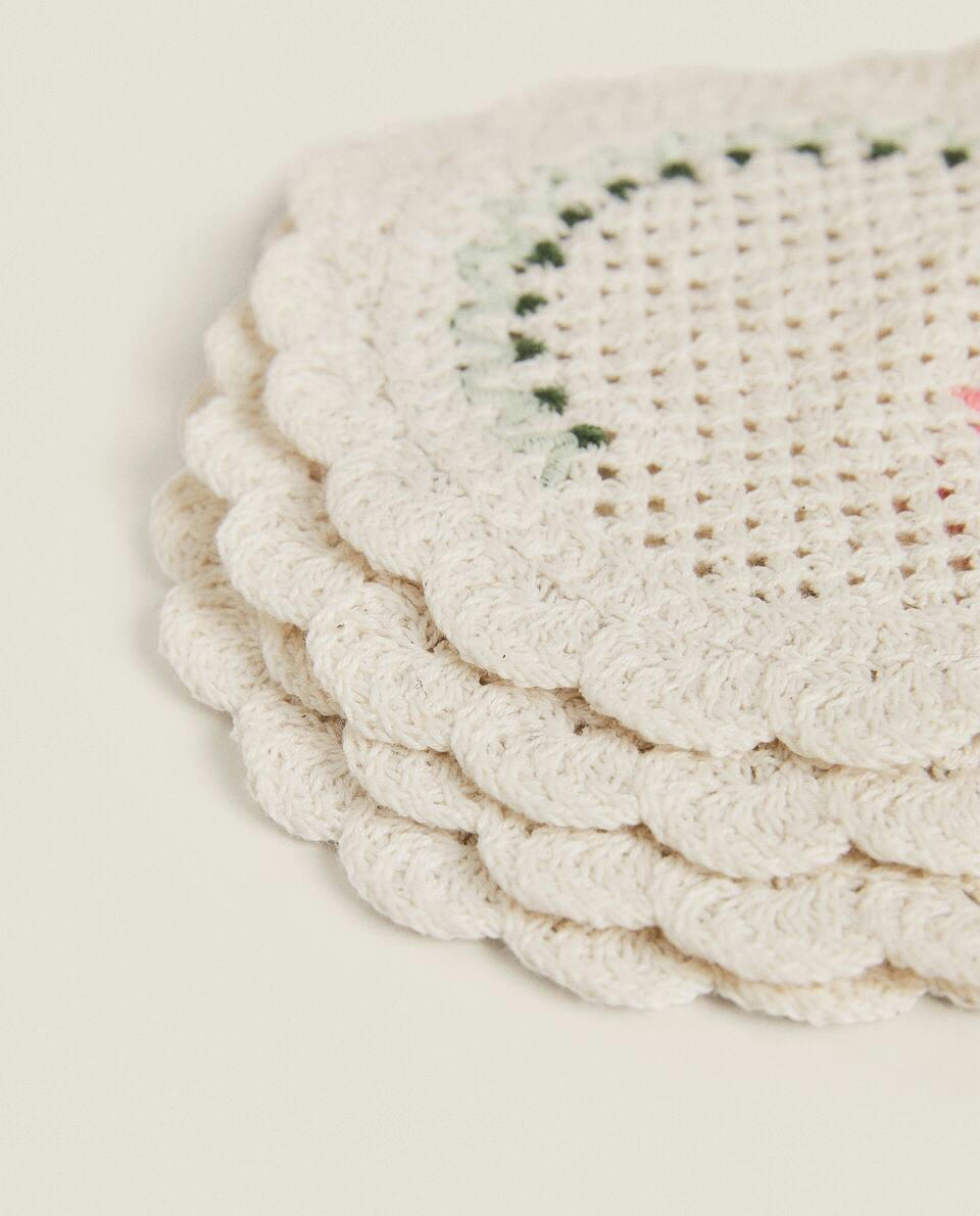 EMBROIDERED COTTON COASTERS PACK (PACK OF 4)