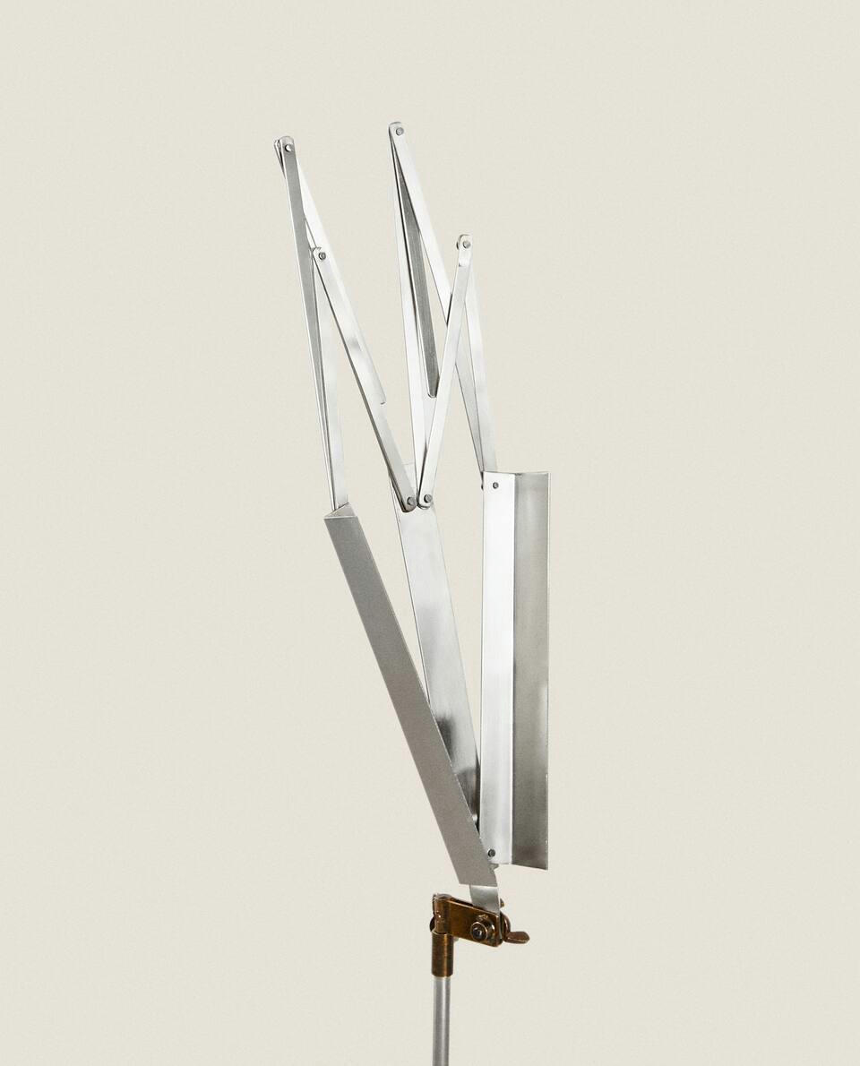 FOLDING METAL MUSIC STAND