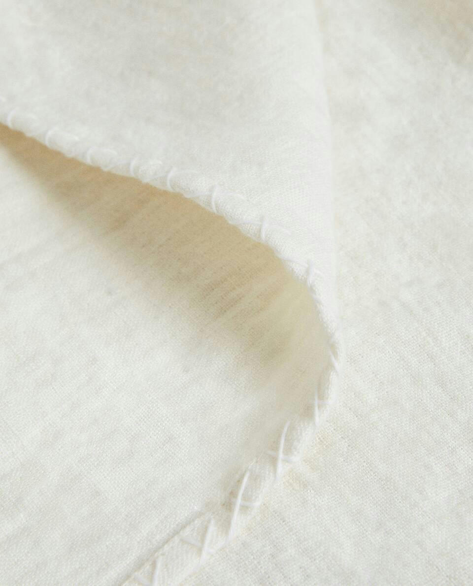 LINEN BLANKET