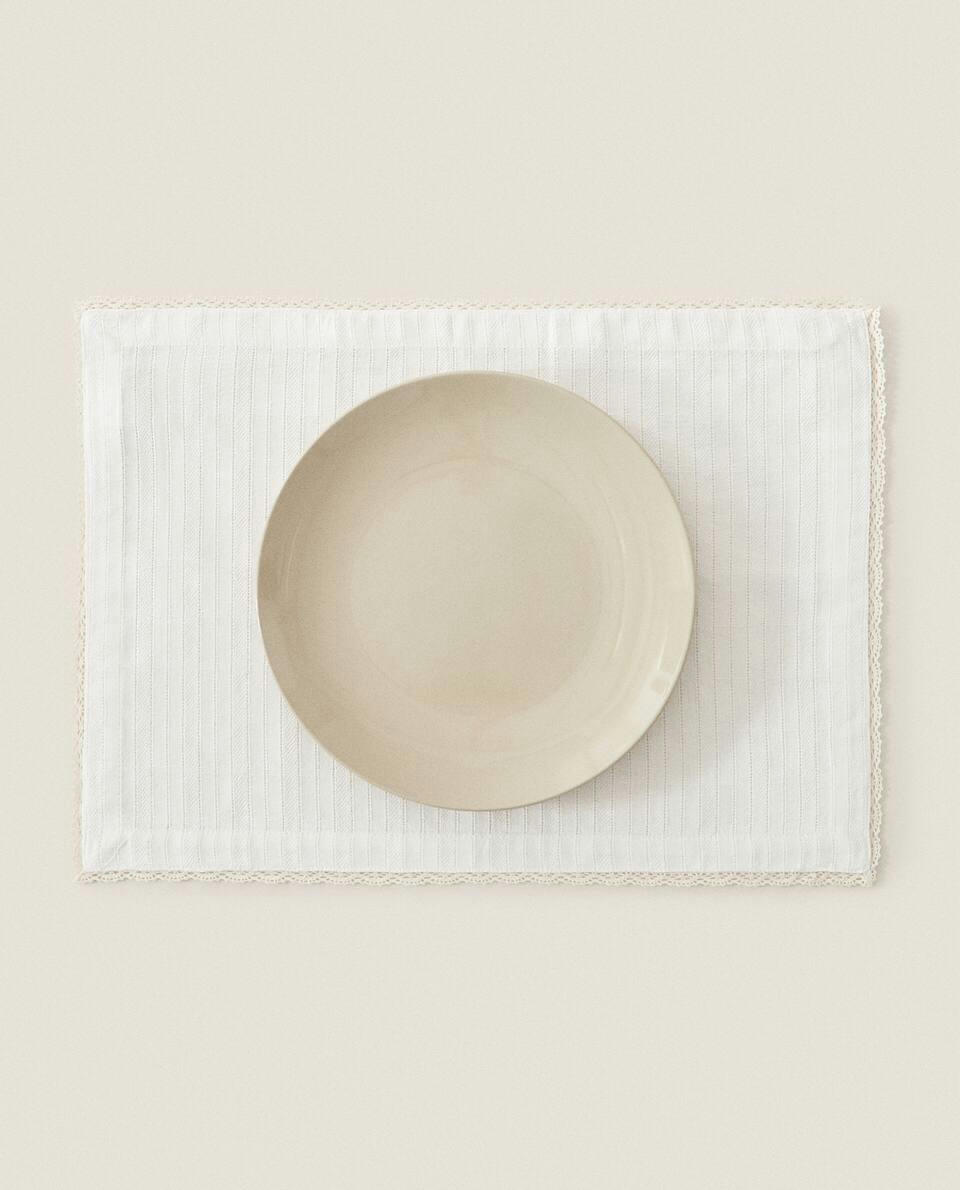 JACQUARD PLACEMAT