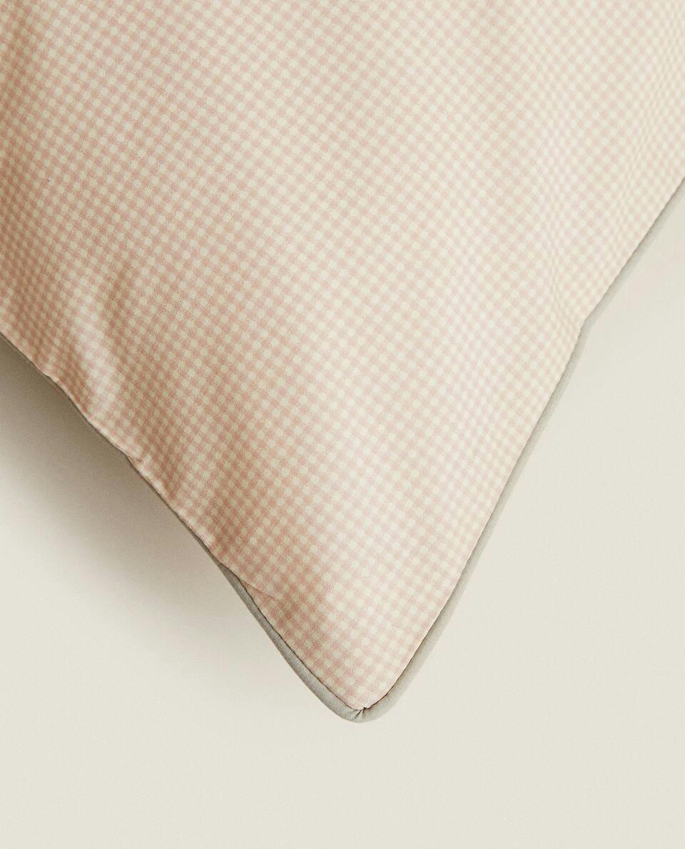 GINGHAM PRINT PILLOWCASE