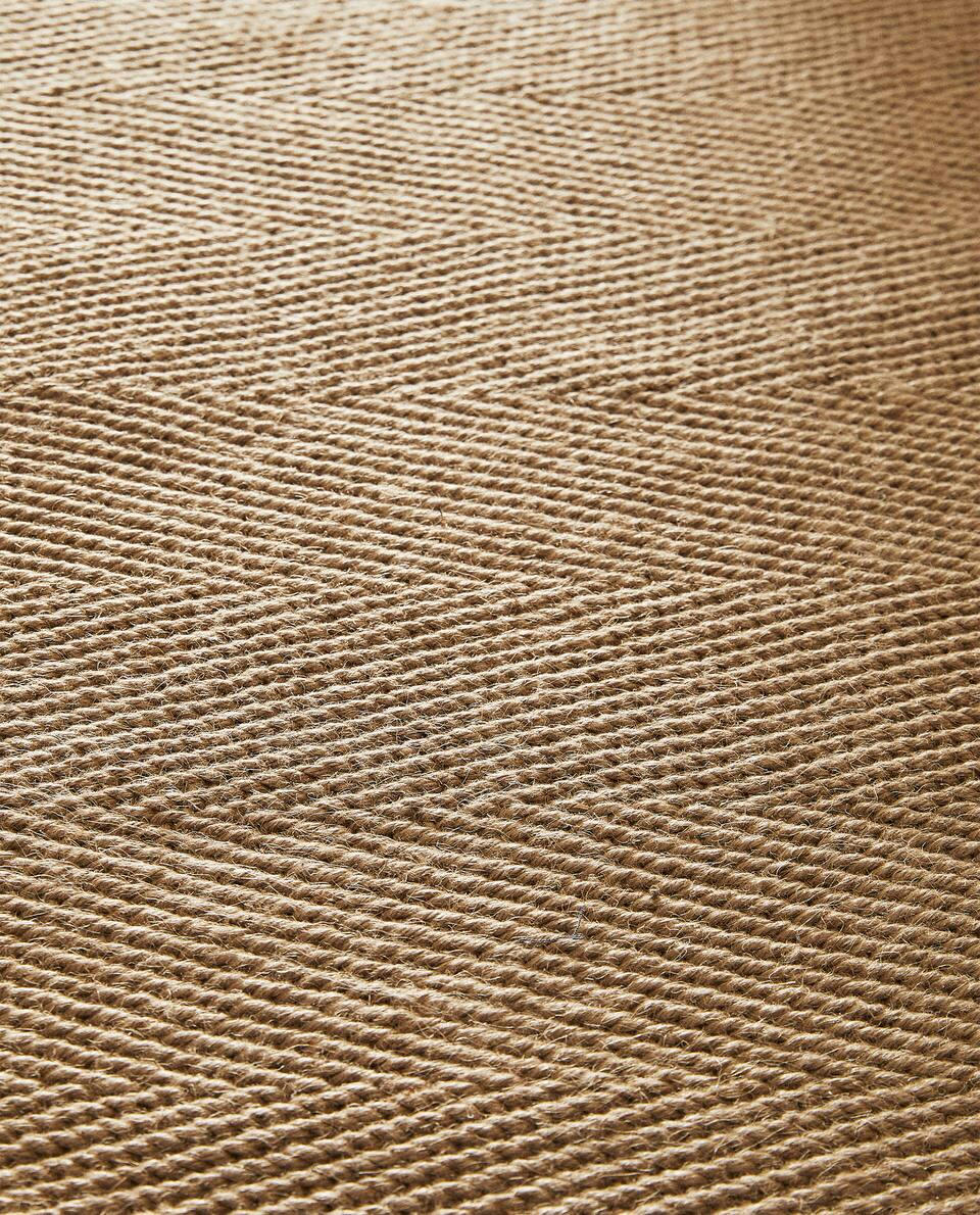 RUG 02