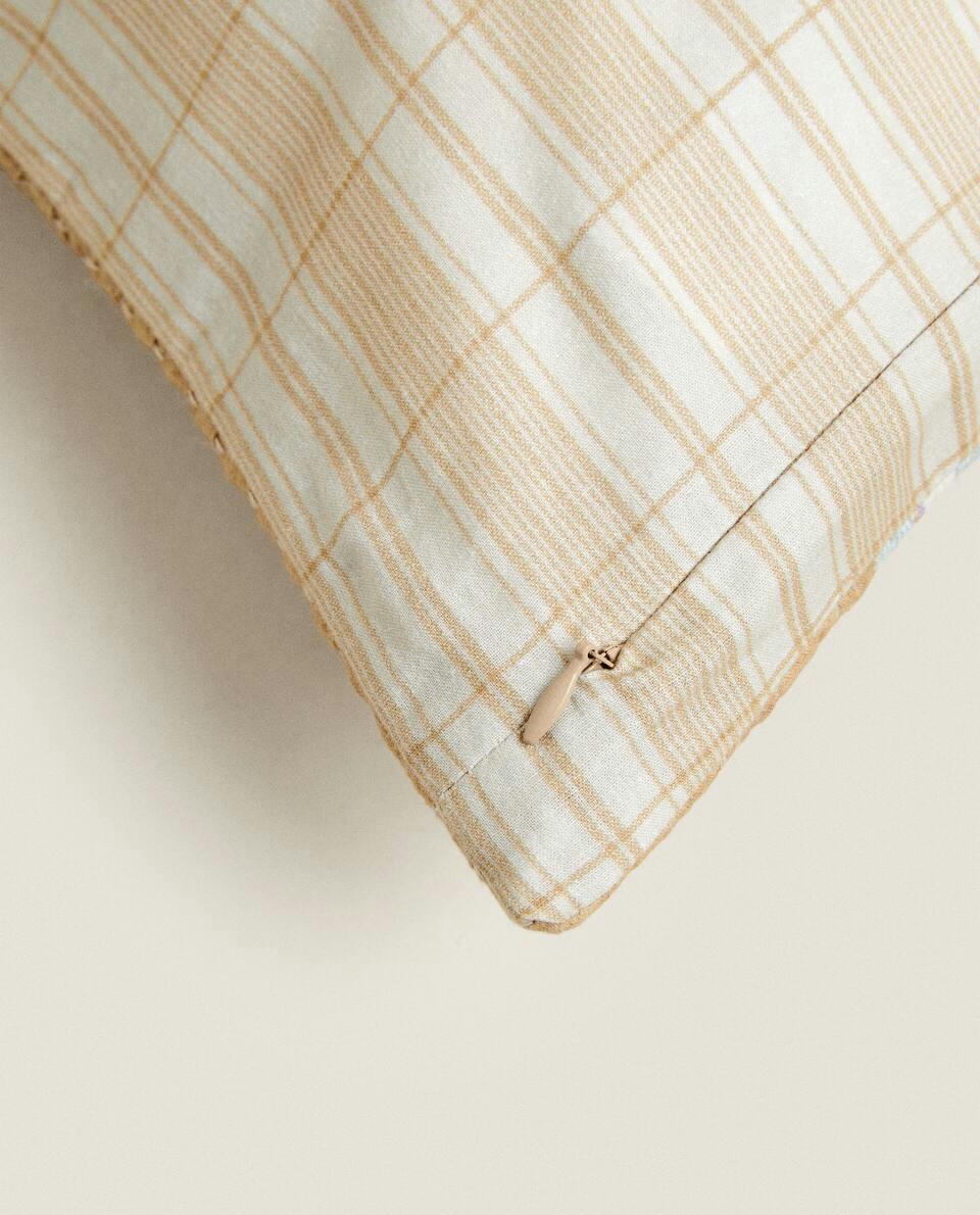 EMBROIDERED CUSHION COVER