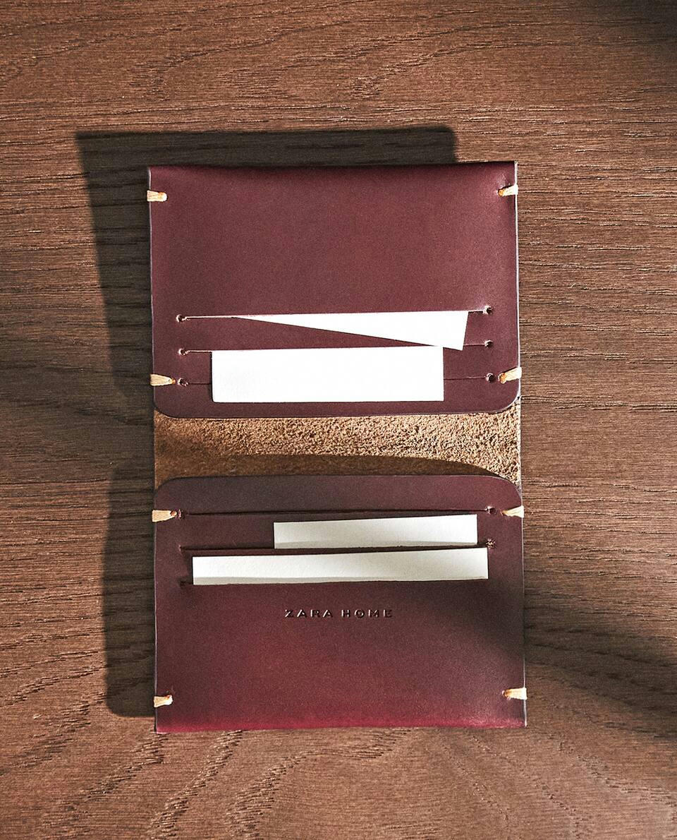 LEATHER WALLET WITH TOPSTICHING DETAIL